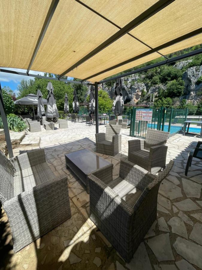 Hotel Restaurant Les Falaises Bouziès Екстериор снимка