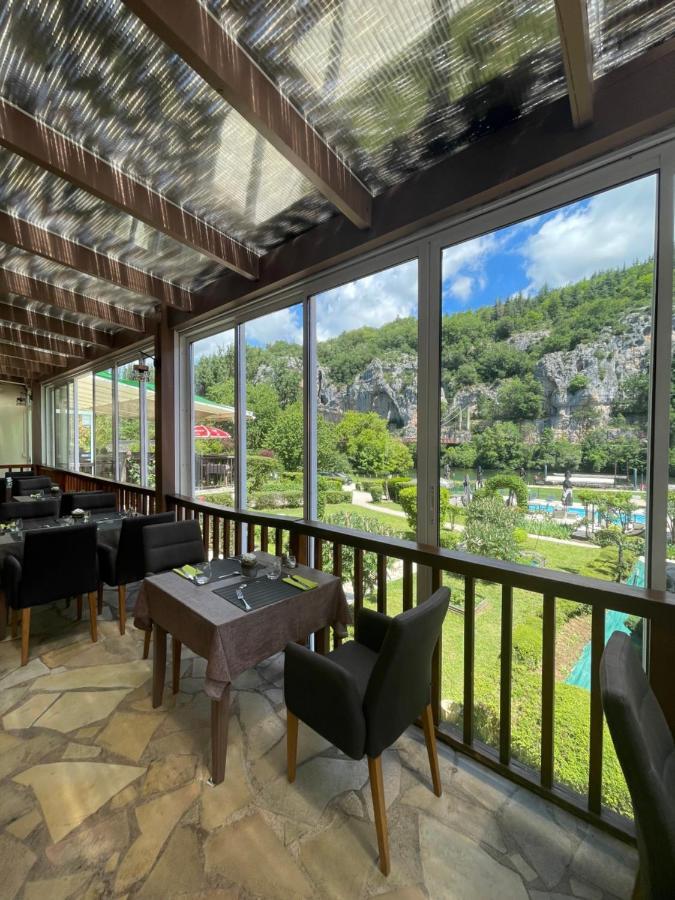Hotel Restaurant Les Falaises Bouziès Екстериор снимка