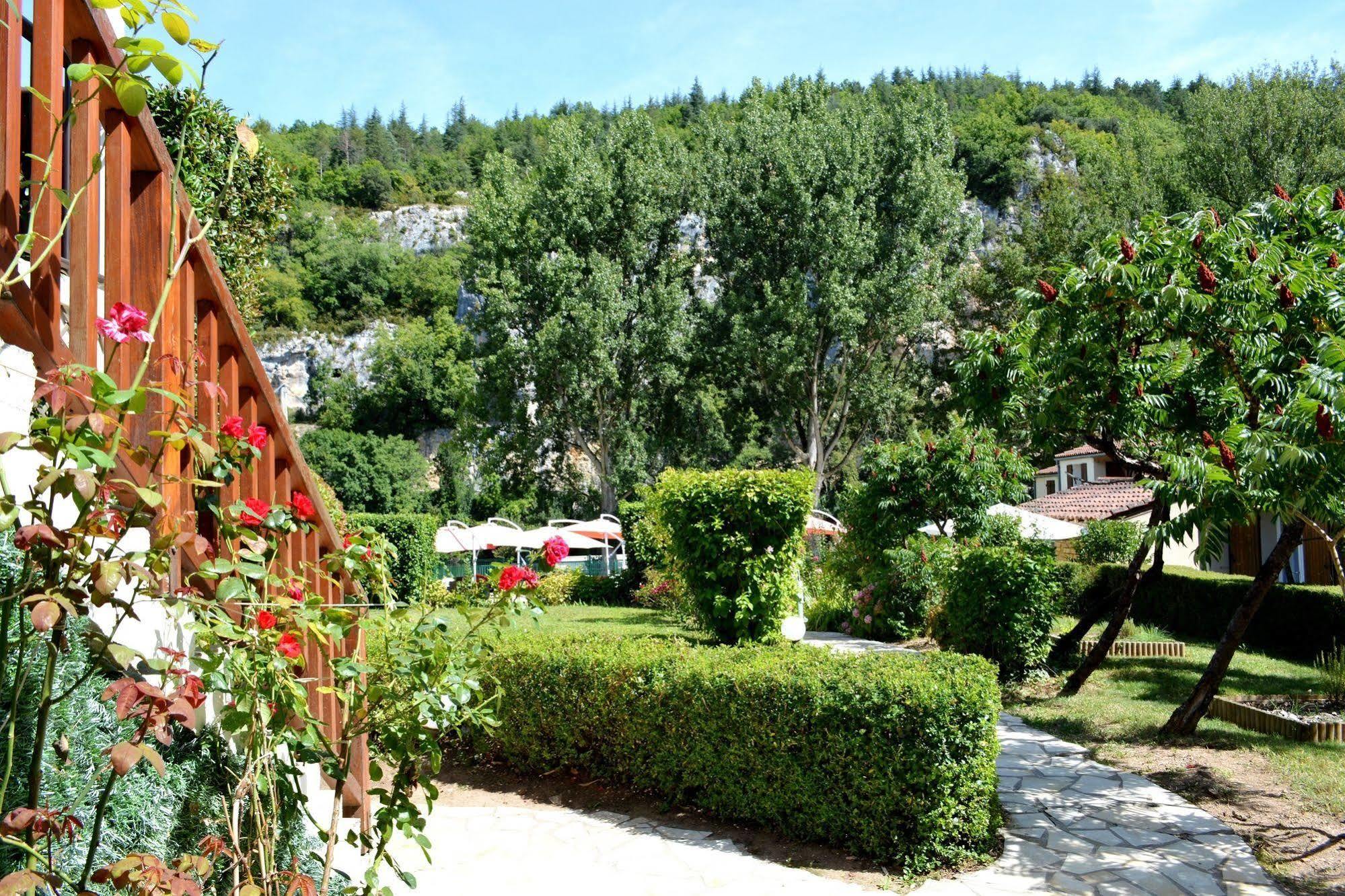 Hotel Restaurant Les Falaises Bouziès Екстериор снимка