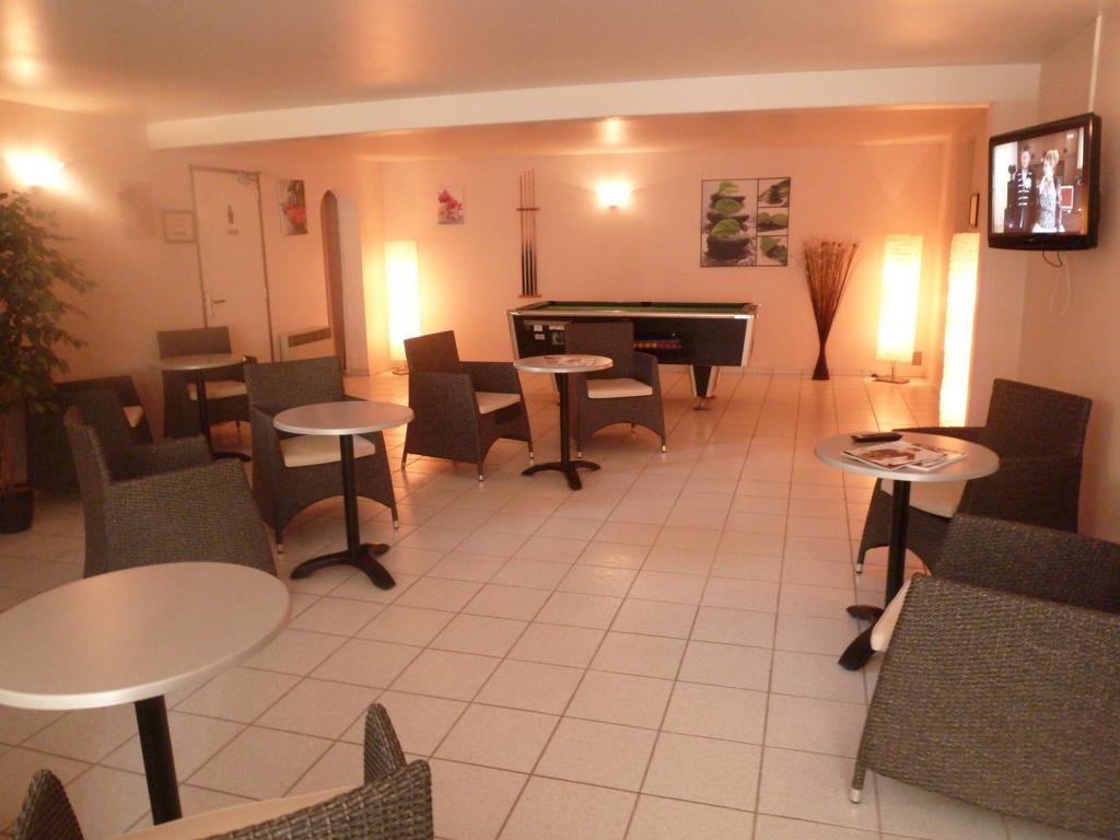 Hotel Restaurant Les Falaises Bouziès Екстериор снимка